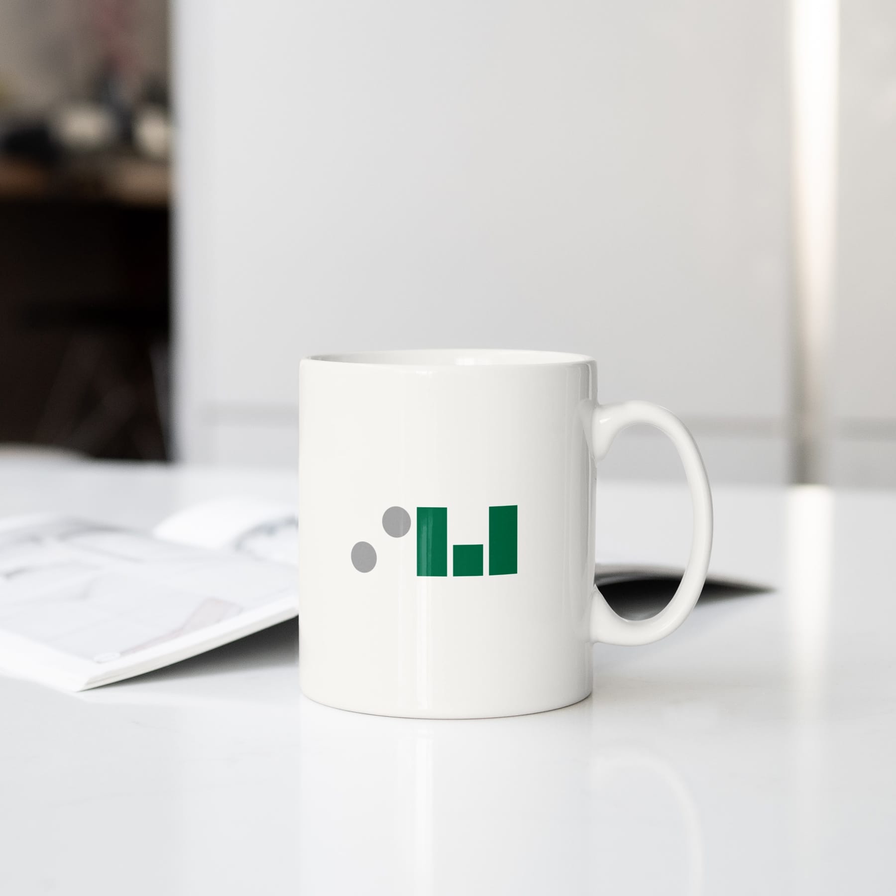 logofolio-mockup-s+w-mug